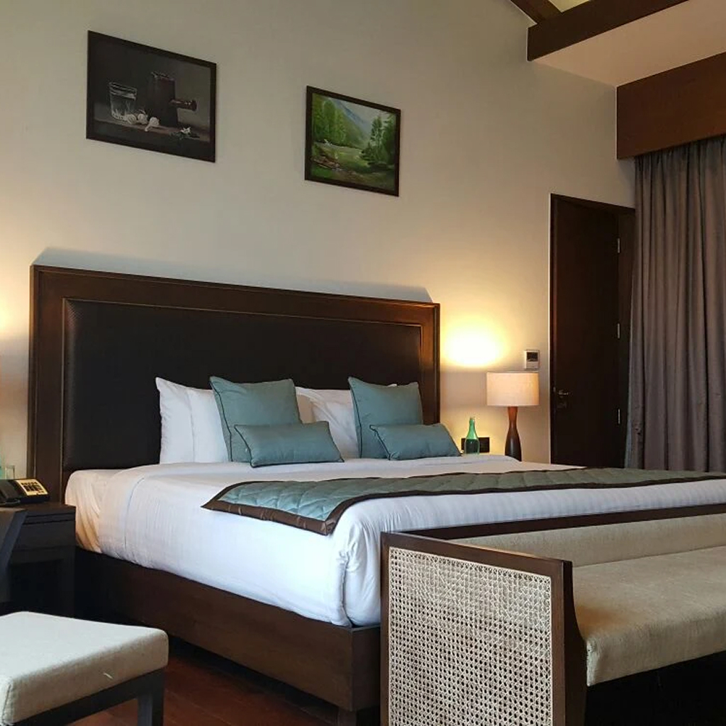 Trivek Hotel